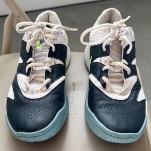 Nike men’s basketball shoes